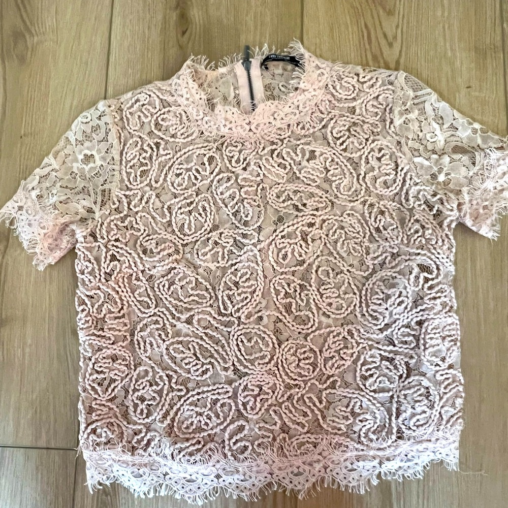 Zara lace back zipper top size S